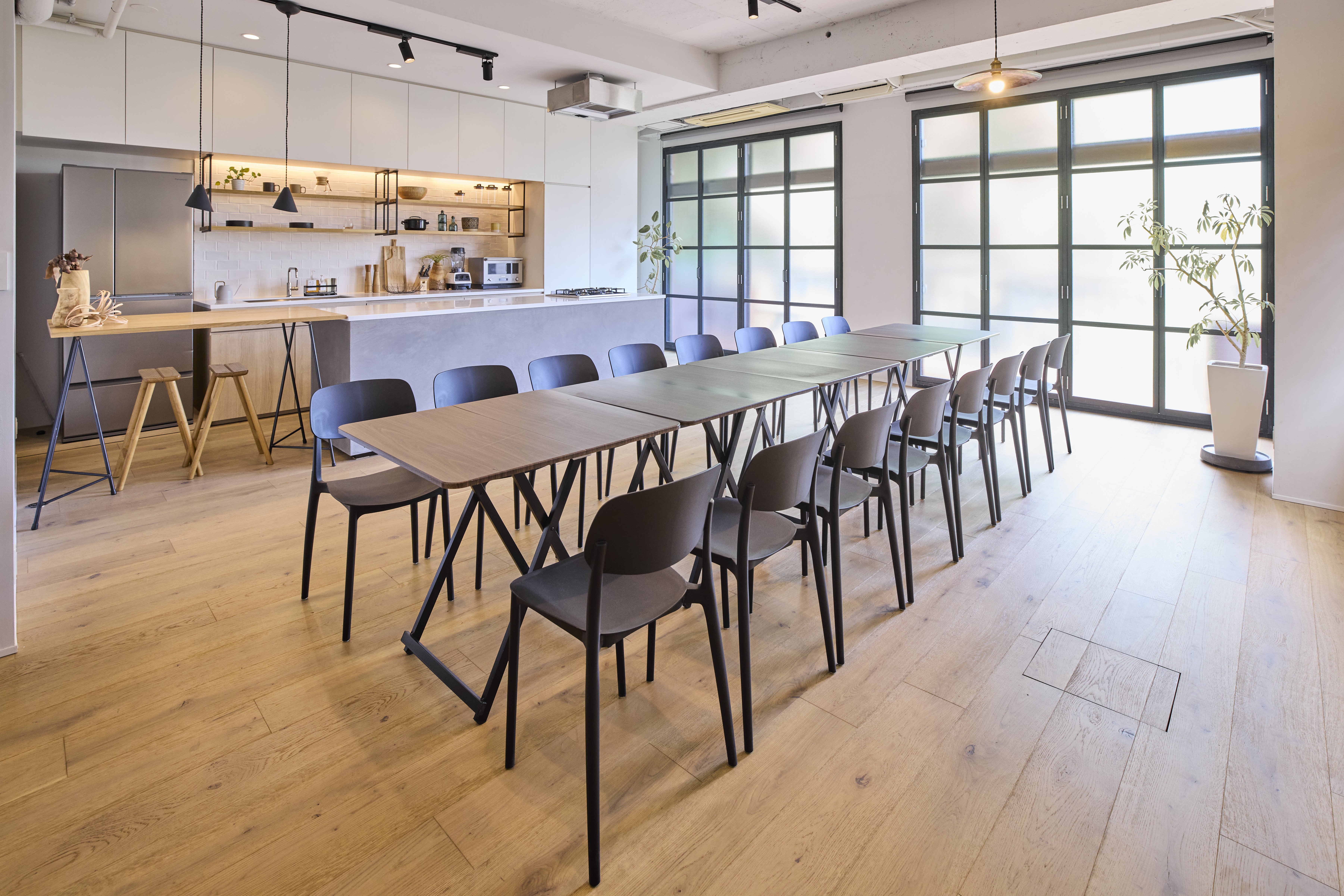 表参道　1F フロア（着席イメージ）