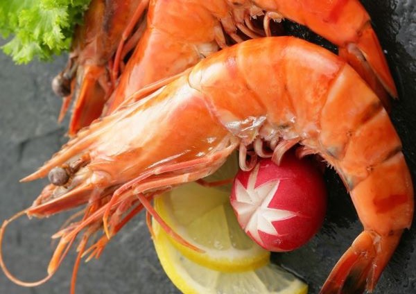 エビ 1尾