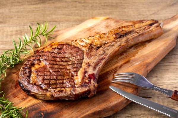 牛トマホークステーキ 約500g