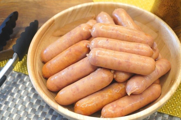 ウィンナー 500g / ¥1,430　1kg / ¥2,640